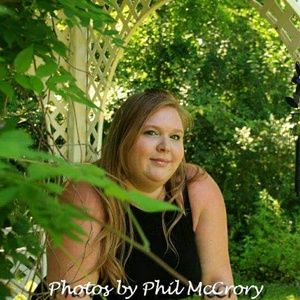 Meet your Posher, Felisha